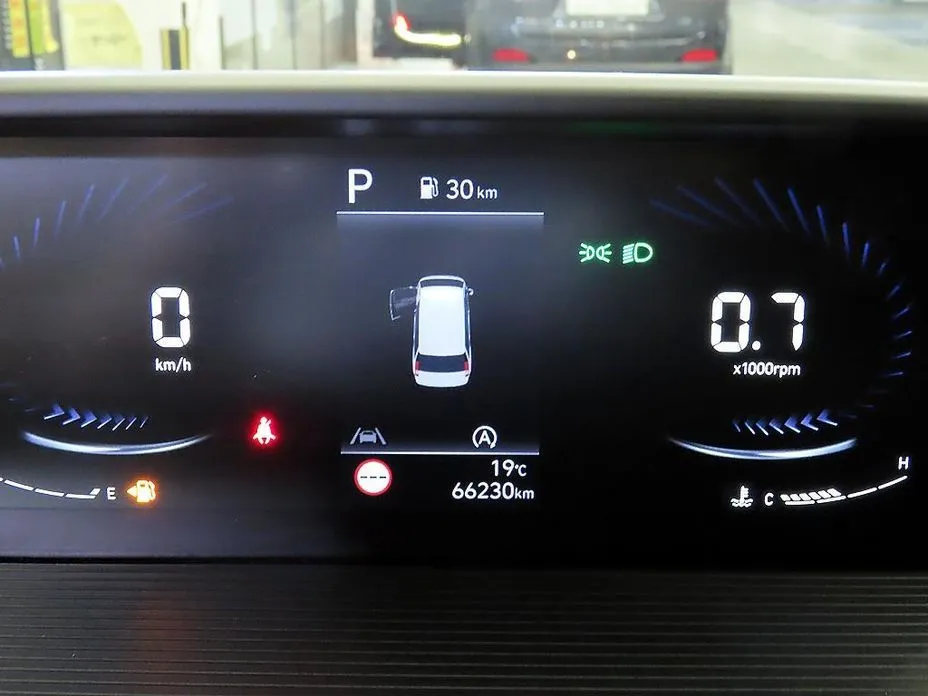 Hyundai Staria 2024 из KR, фото 2