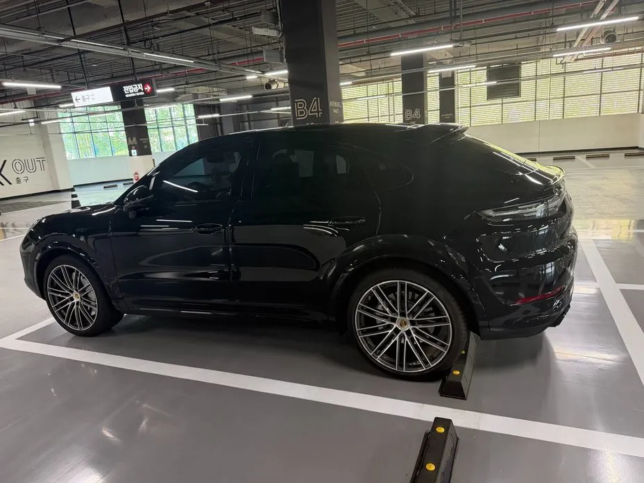 Porsche Cayenne 2021 из KR, фото 8