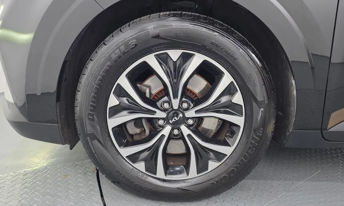 Kia Carnival 2023 из KR, фото 9