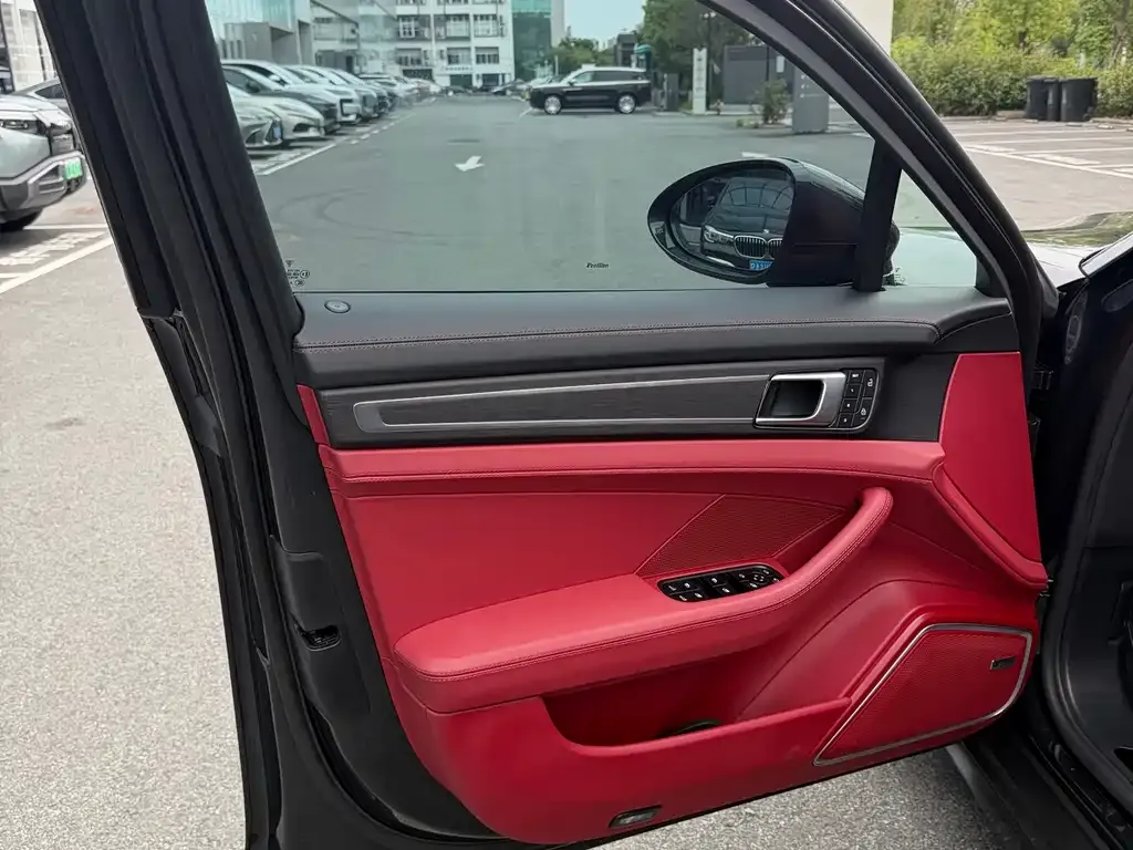 Porsche Panamera 2023 из CN, фото 4
