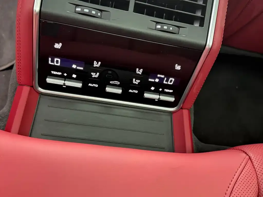 Porsche Panamera 2023 из CN, фото 2