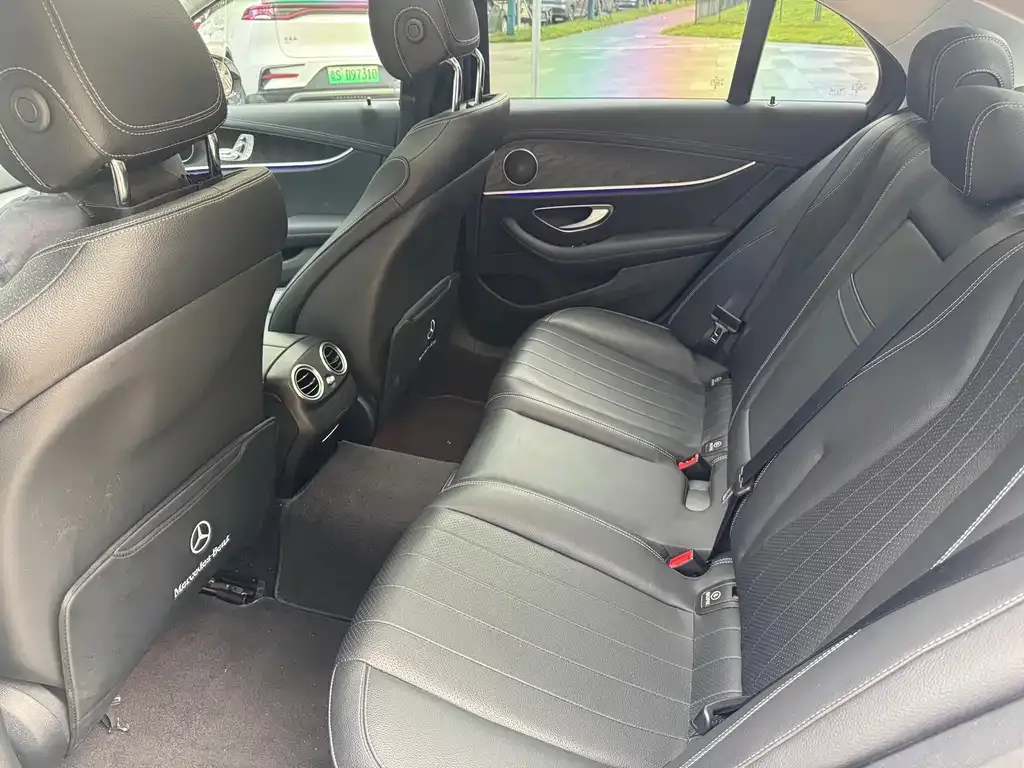 Mercedes-Benz E-Class (Import) — фото 3