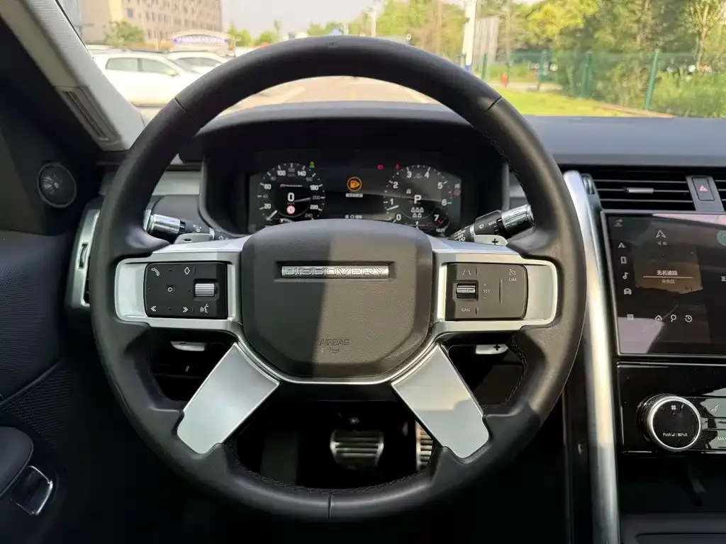 Land Rover Discovery — фото 10