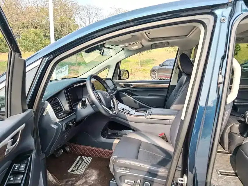 GAC Motor Trumpchi M8 — фото 8