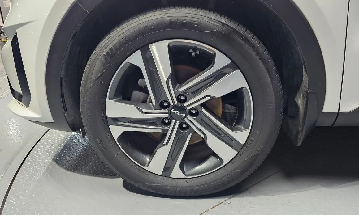 Kia Sorento — фото 7