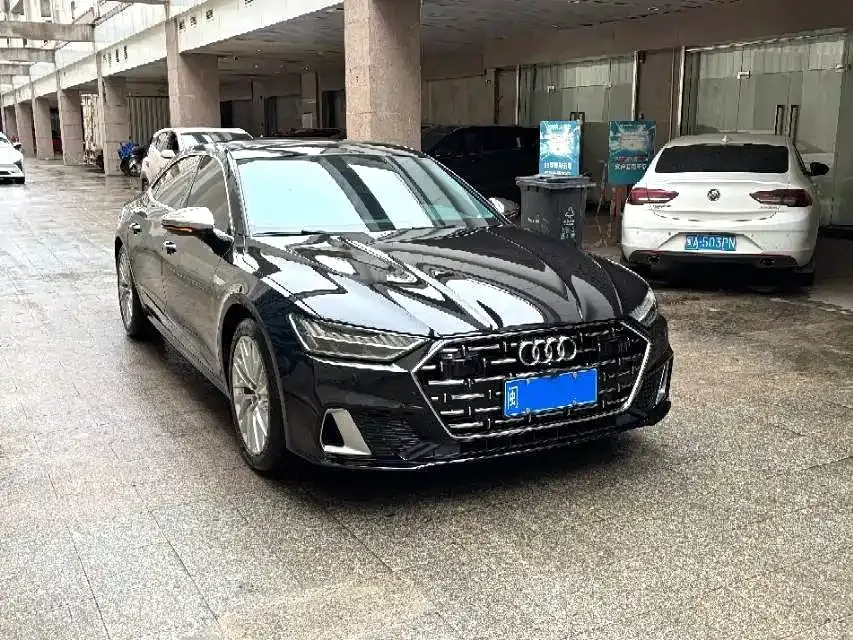 Audi A7L — фото 7