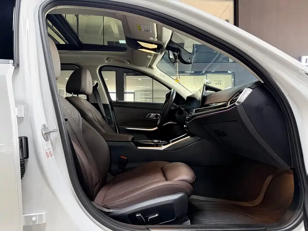 BMW i3 — фото 9