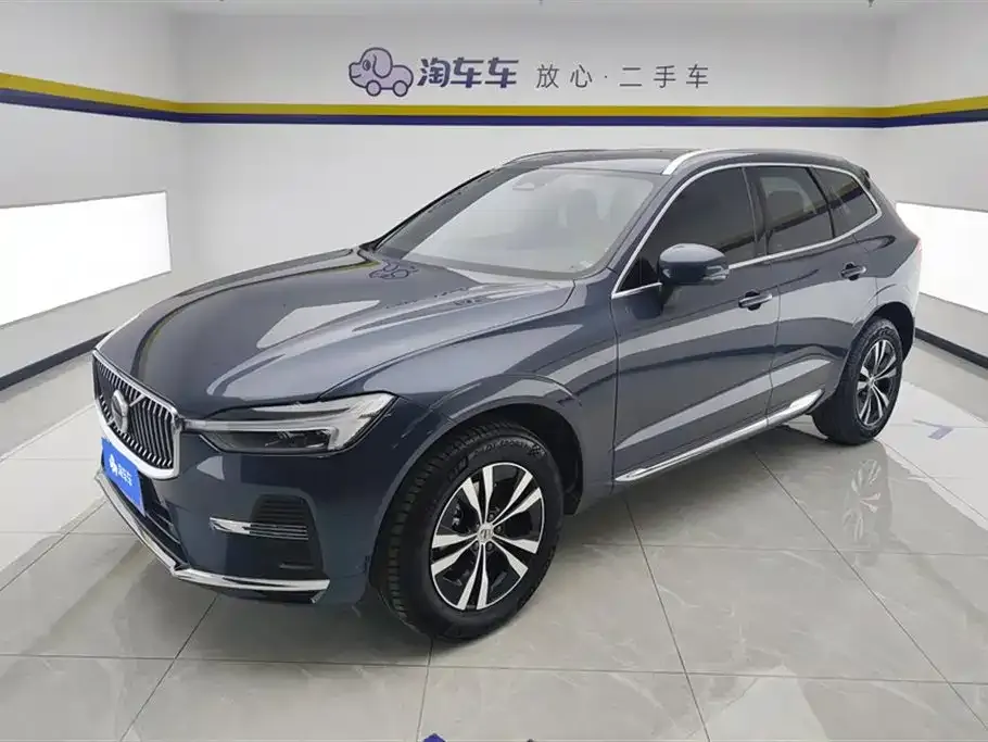 Volvo XC60 — фото 1