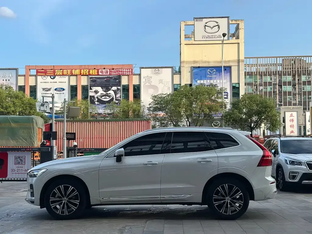 Volvo XC60 — фото 4