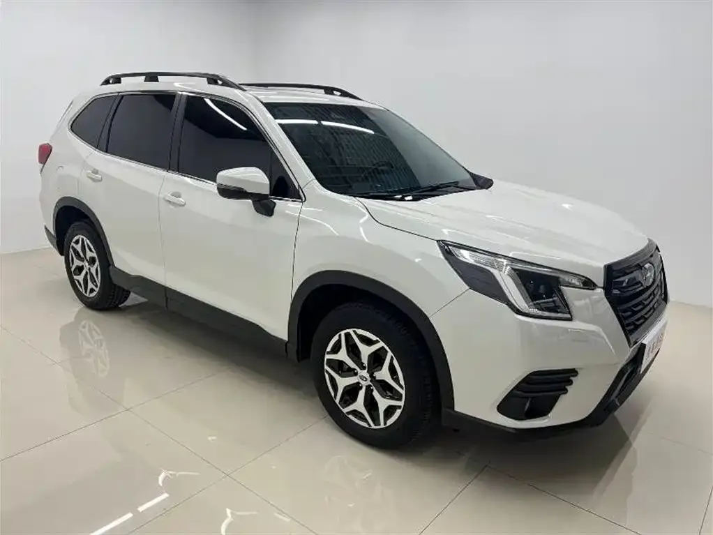 Subaru Forester — фото 7