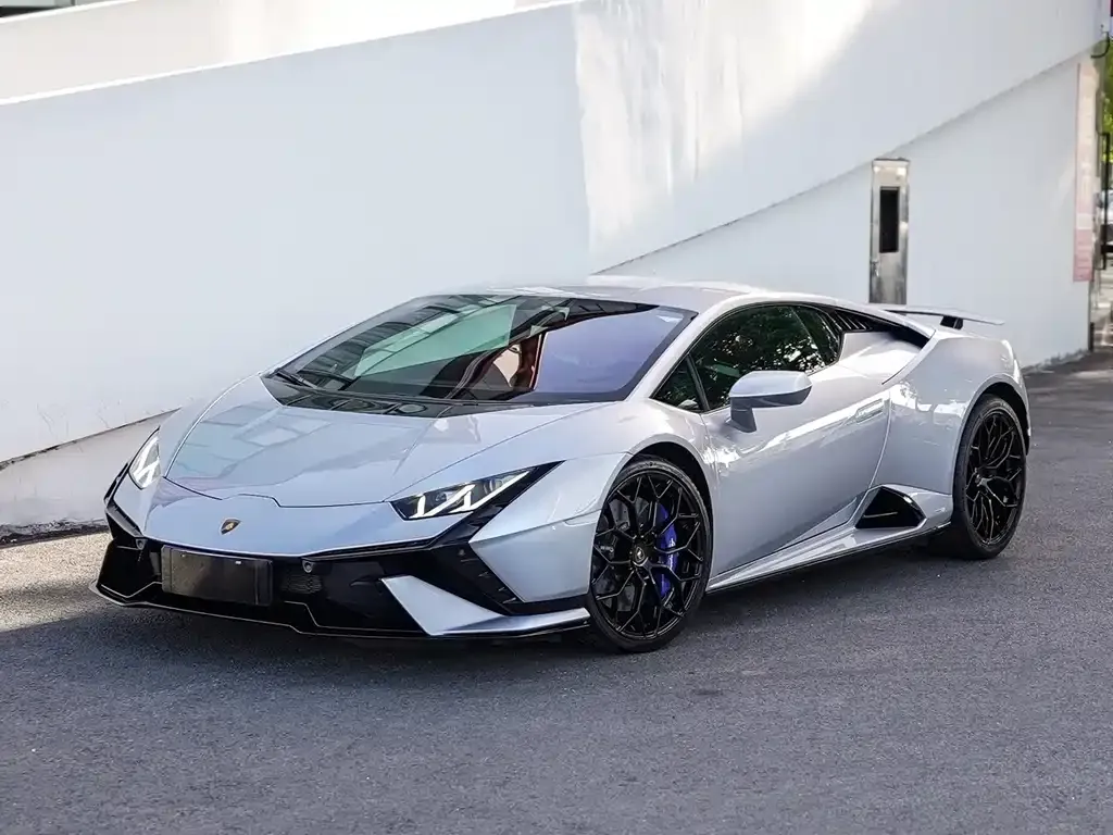 Lamborghini Huracan — фото 1