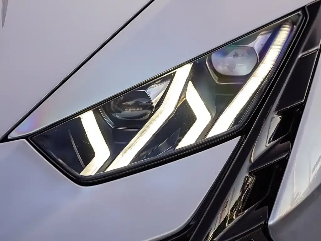 Lamborghini Huracan — фото 9