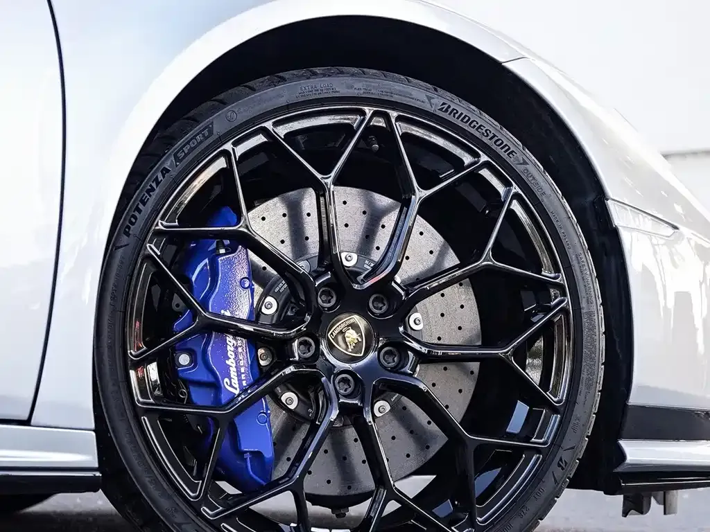 Lamborghini Huracan — фото 8