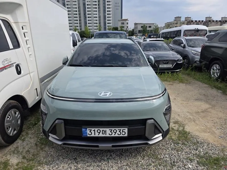Hyundai Kona — фото 1