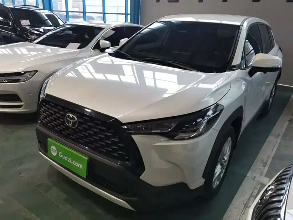 Toyota Corolla Cross — фото 3