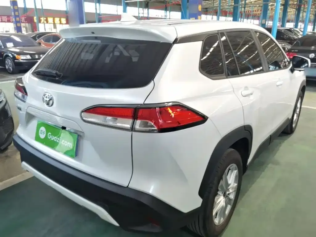 Toyota Corolla Cross — фото 10