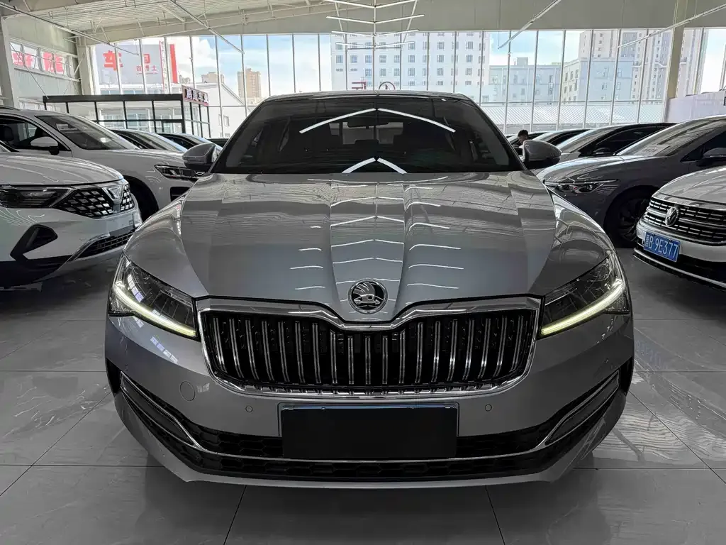 Skoda Superb 2022 из CN, фото 8