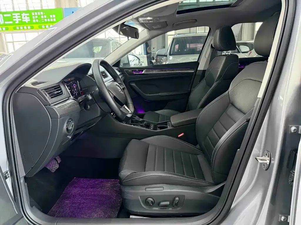 Skoda Superb 2022 из CN, фото 5