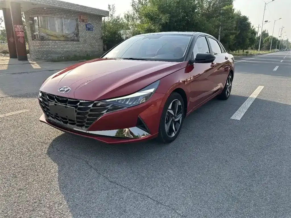 Hyundai Elantra 2022 из CN, фото 1
