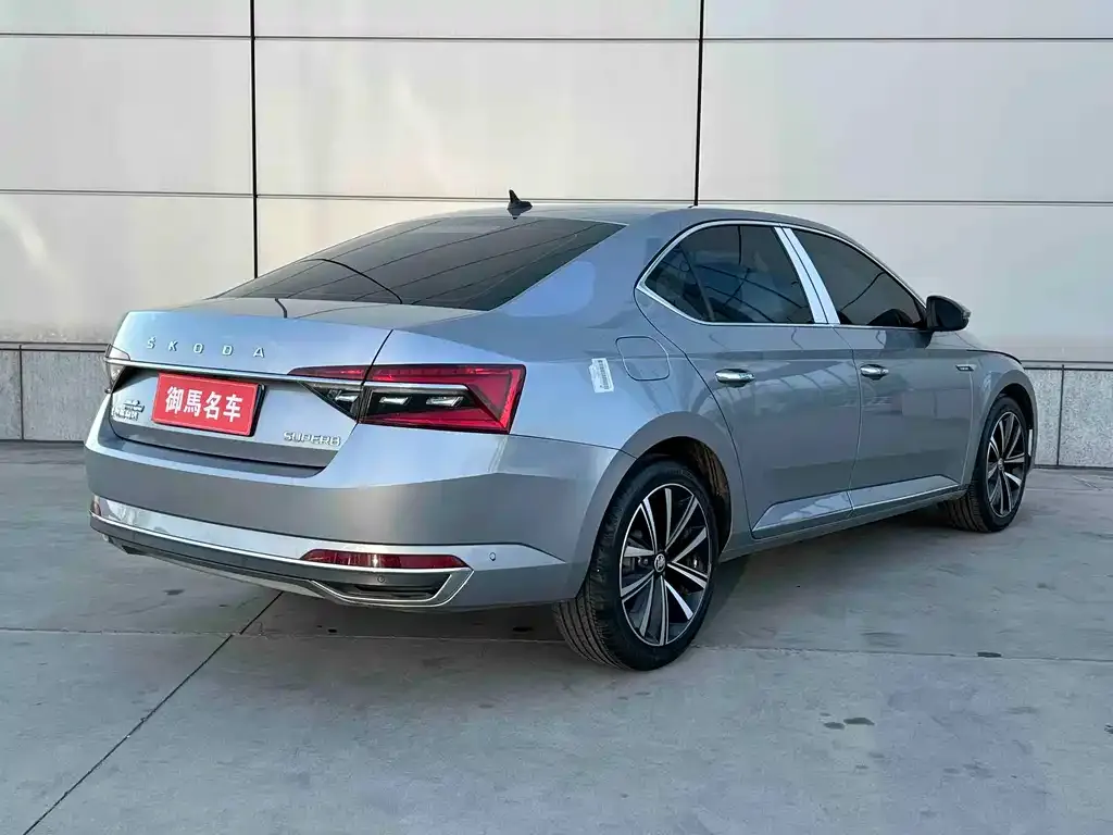 Skoda Superb 2023 из CN, фото 5