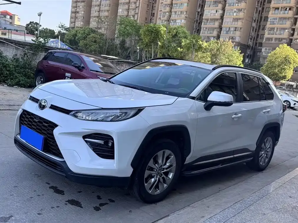 Toyota Wildlander — фото 1