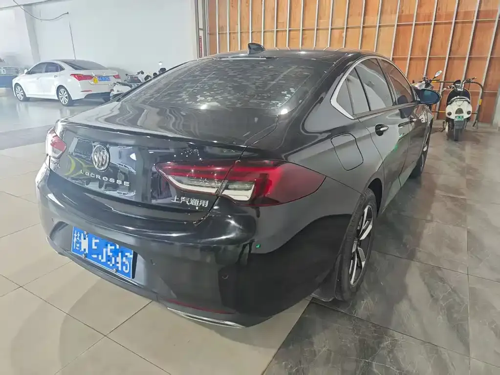 Buick Regal — фото 3