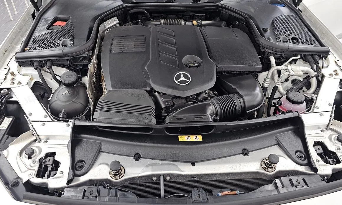 Mercedes-Benz CLS-Class — фото 10