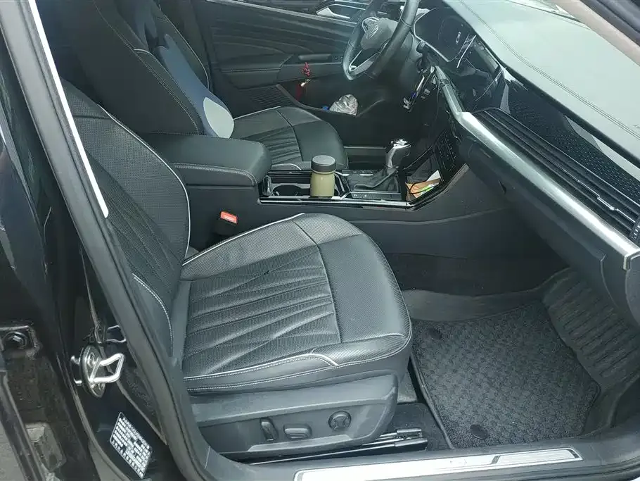 Volkswagen Passat — фото 5