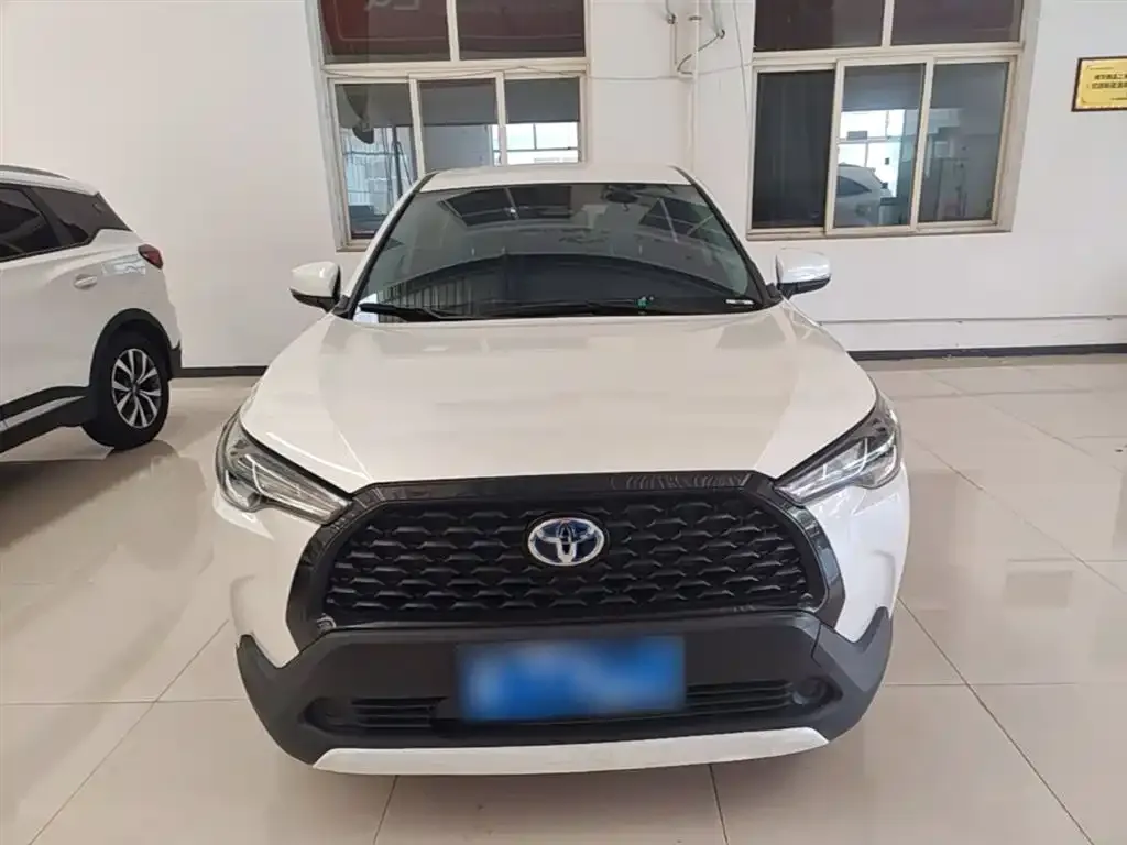 Toyota Corolla Cross — фото 2
