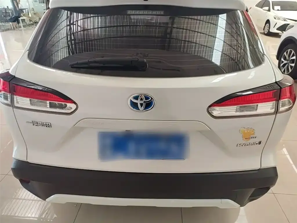 Toyota Corolla Cross — фото 10