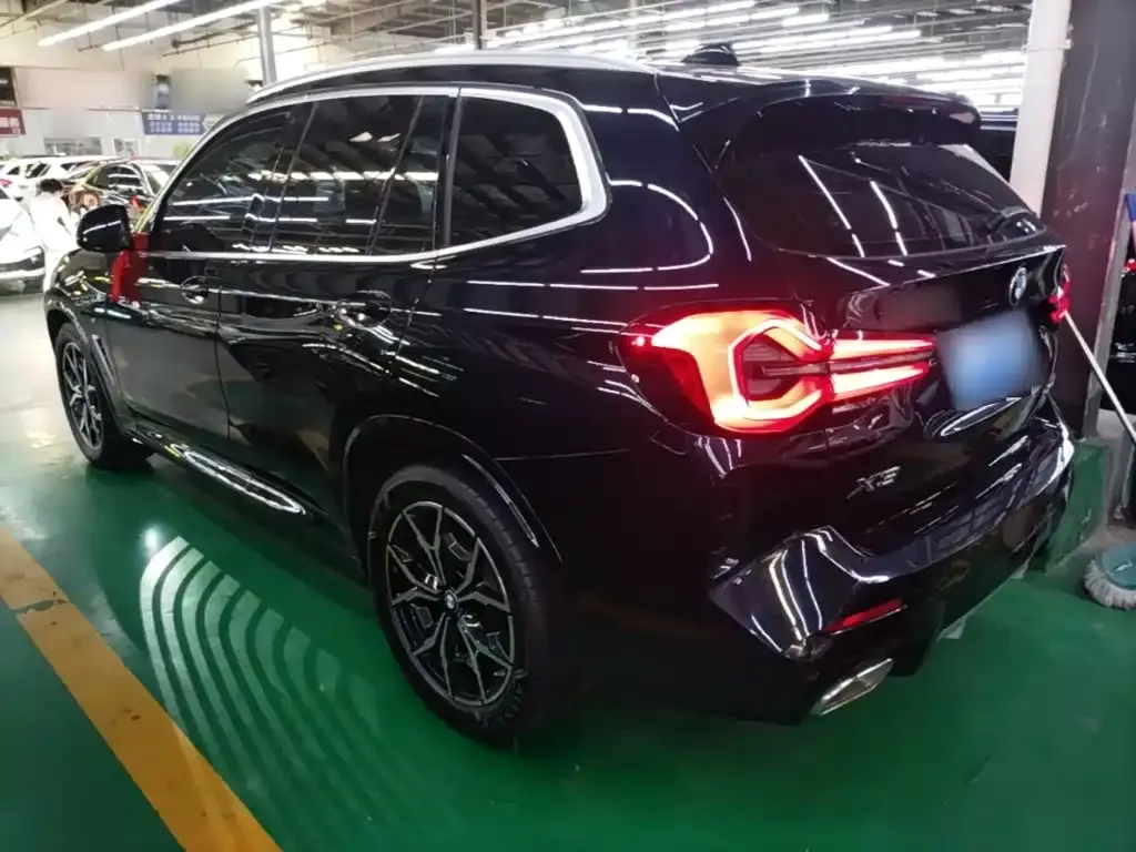 BMW X3 — фото 9
