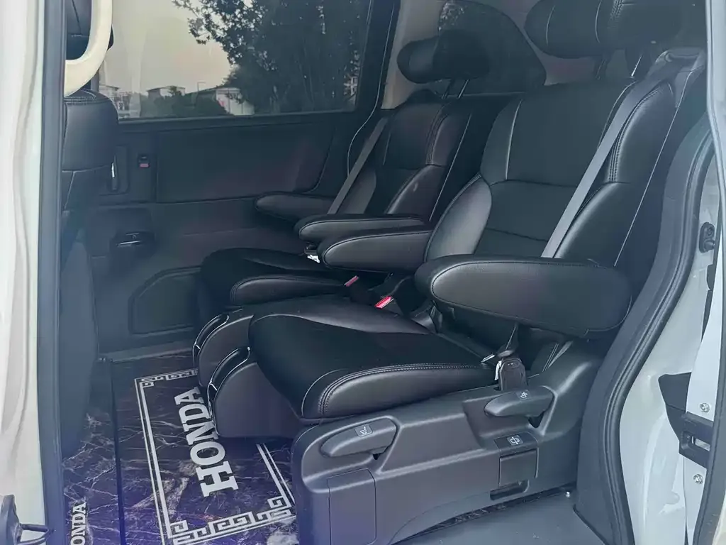 Honda Odyssey 2024 из CN, фото 5