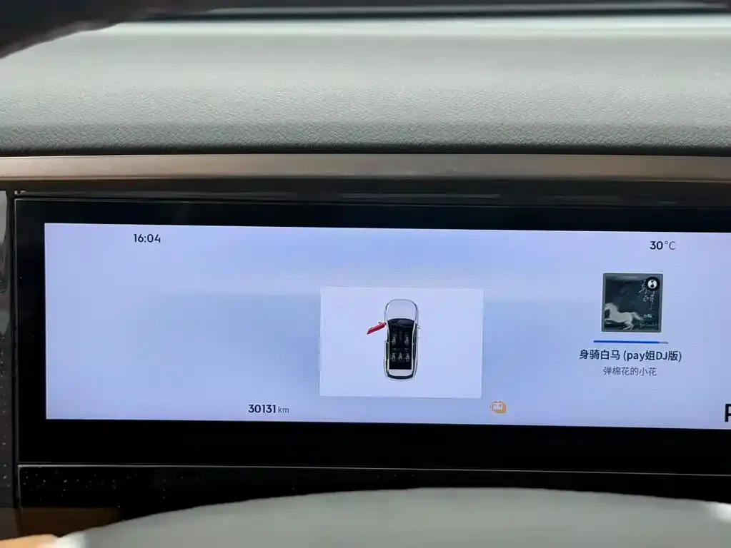 Geely Galaxy L7 — фото 4