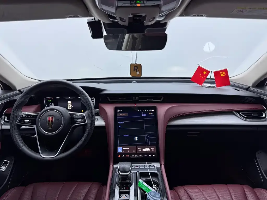 Hongqi H5 — фото 4