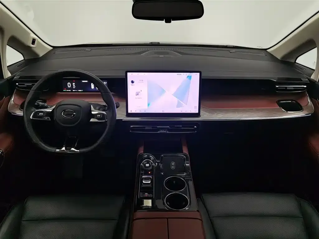 GAC Motor 传祺E8 PHEV 2024 из CN, фото 2