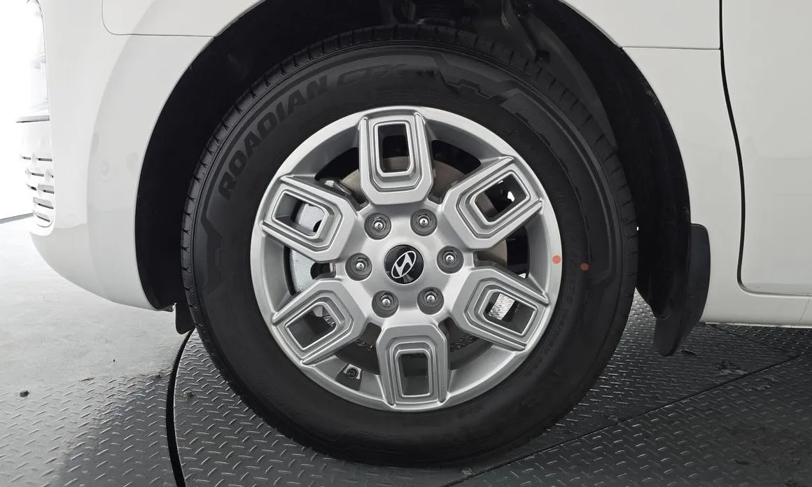 Hyundai Staria 2025 из KR, фото 8