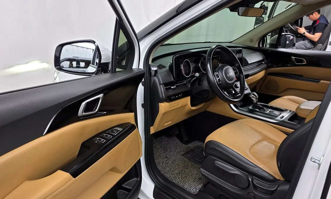 Kia Carnival 2023 из KR, фото 9