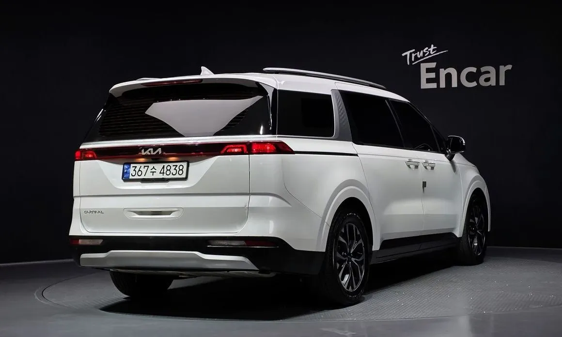Kia Carnival 2023 из KR, фото 3