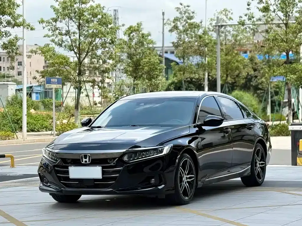 Honda Accord — фото 7