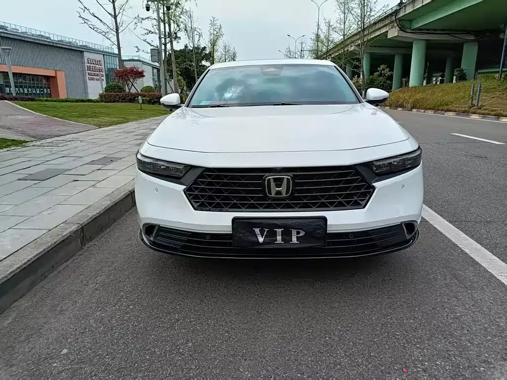 Honda Accord — фото 6