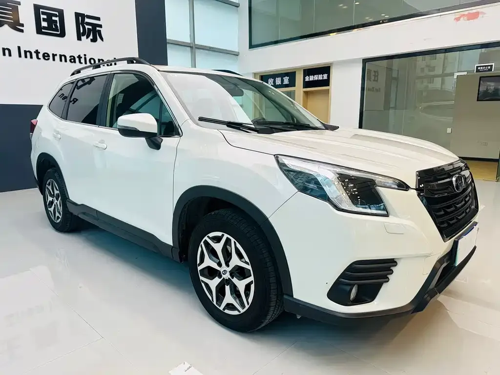 Subaru Forester — фото 3