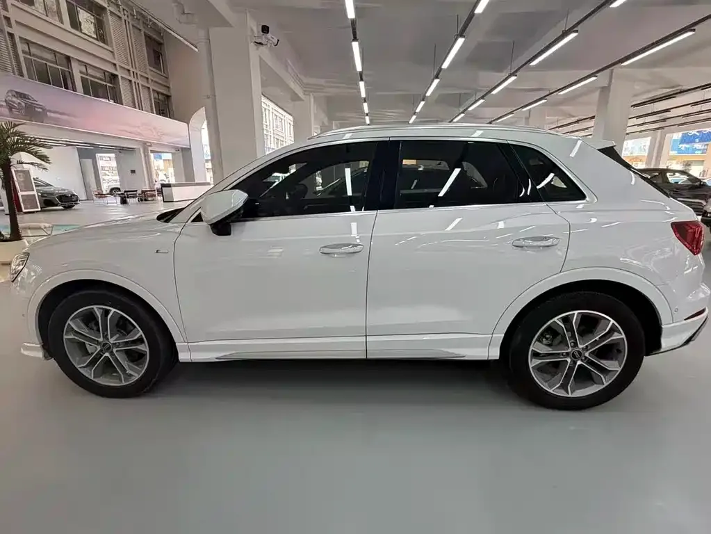 Audi Q3 — фото 3
