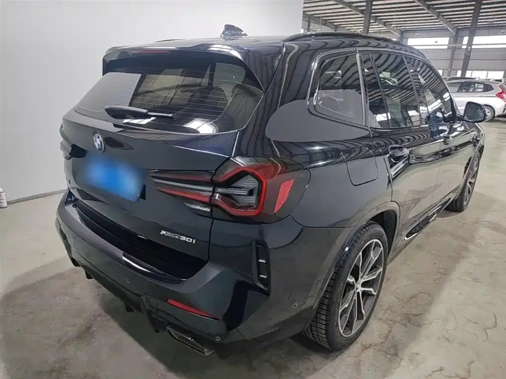 BMW X3 — фото 9