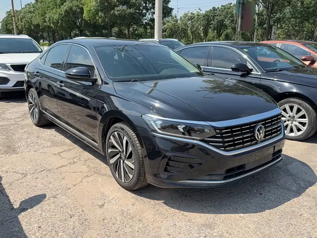 Volkswagen Passat — фото 6