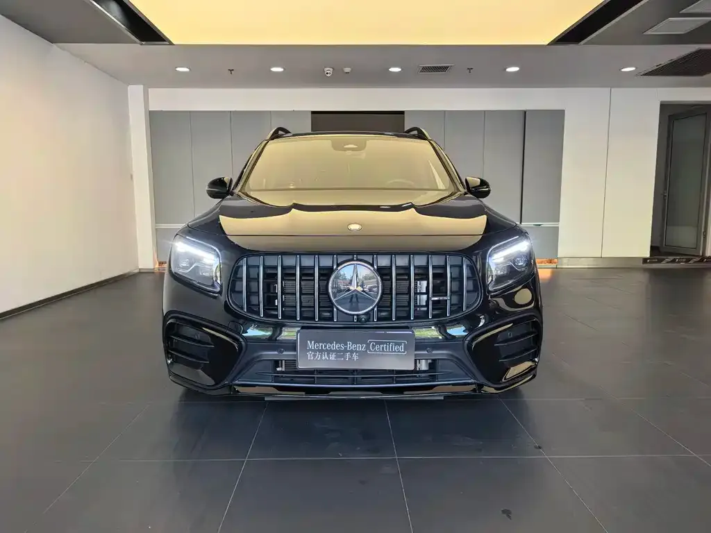 Mercedes-Benz GLB AMG — фото 2