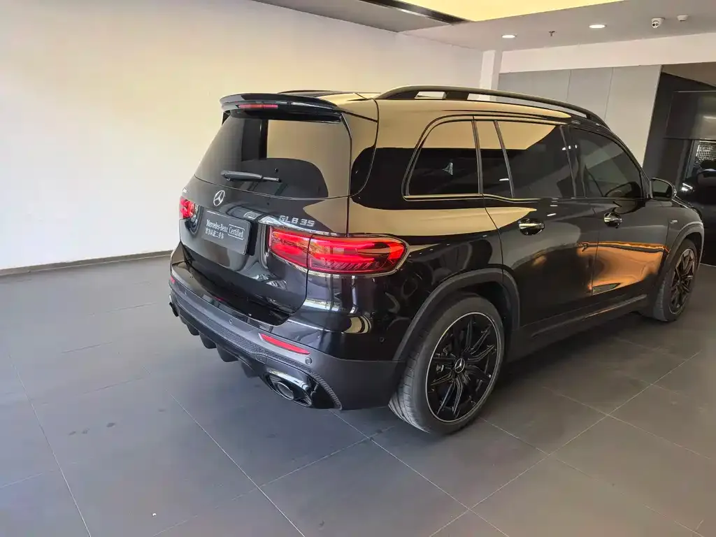 Mercedes-Benz GLB AMG — фото 3