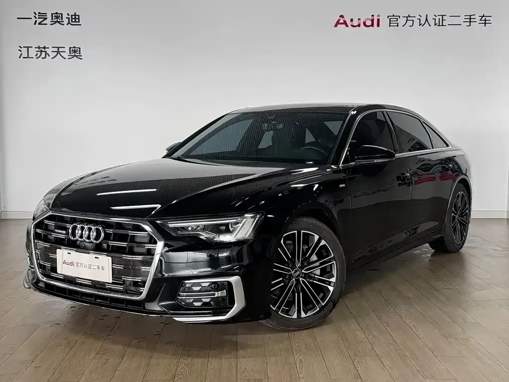 Audi A6L — фото 1