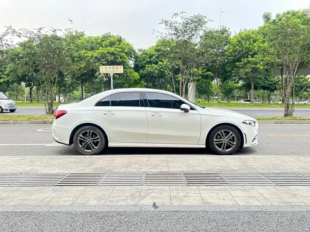 Mercedes-Benz A-Class 2021 из CN, фото 5