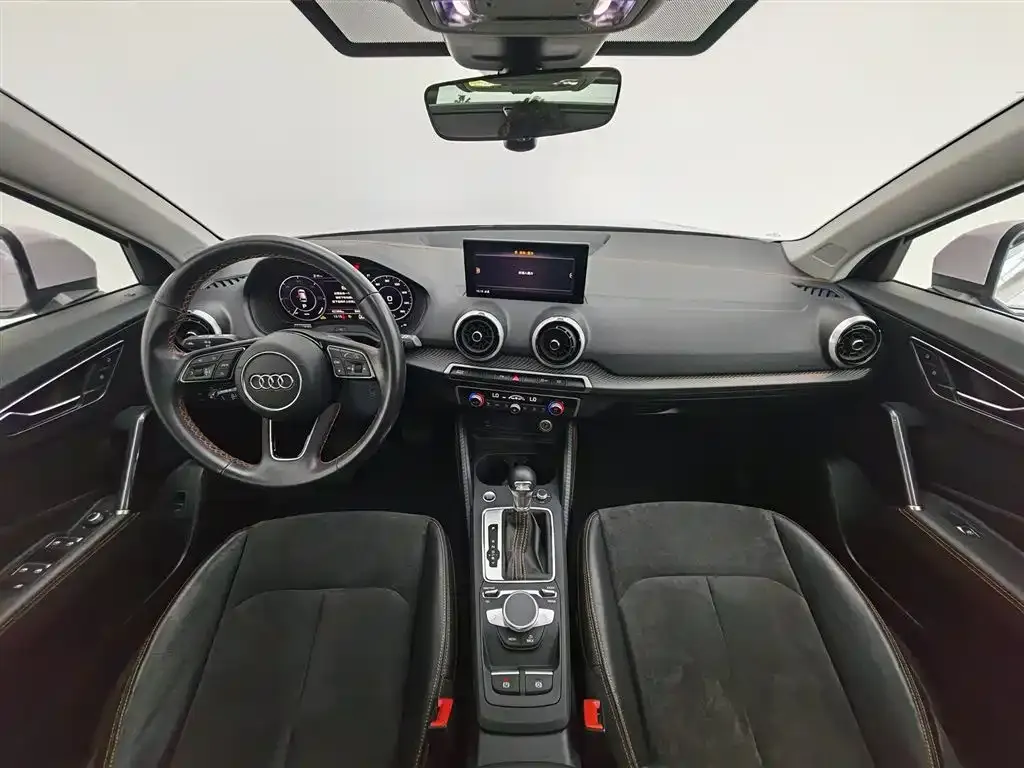 Audi Q2L e-tron 2022 из CN, фото 4