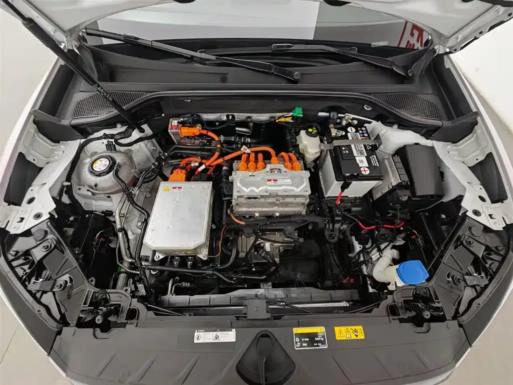 Audi Q2L e-tron 2022 из CN, фото 7